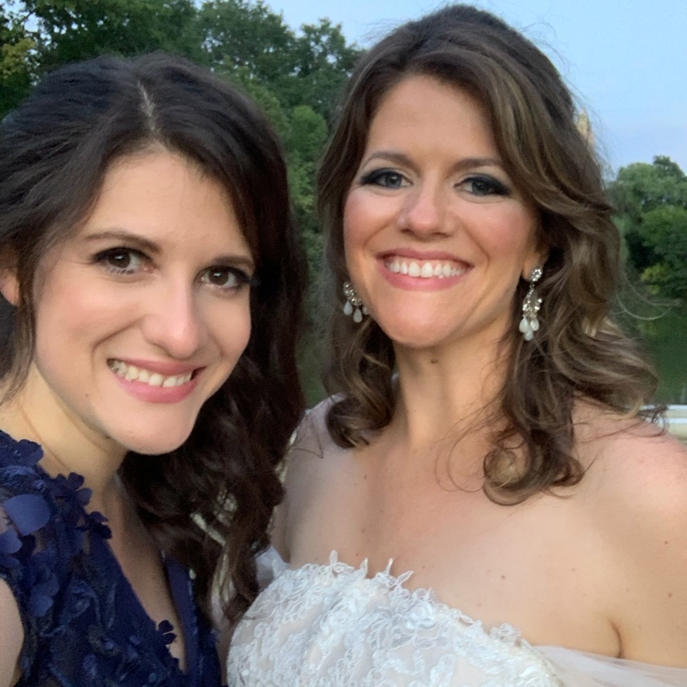 Meet your Poshers, Stephanie and Dana